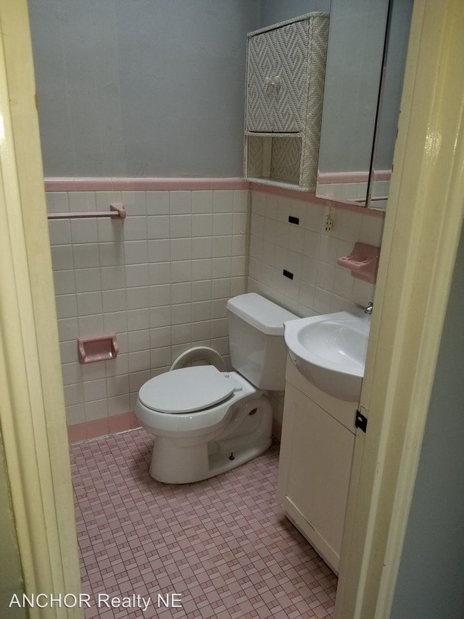 7837 Dungan Rd, Philadelphia, PA 19111 Room for Rent in Philadelphia