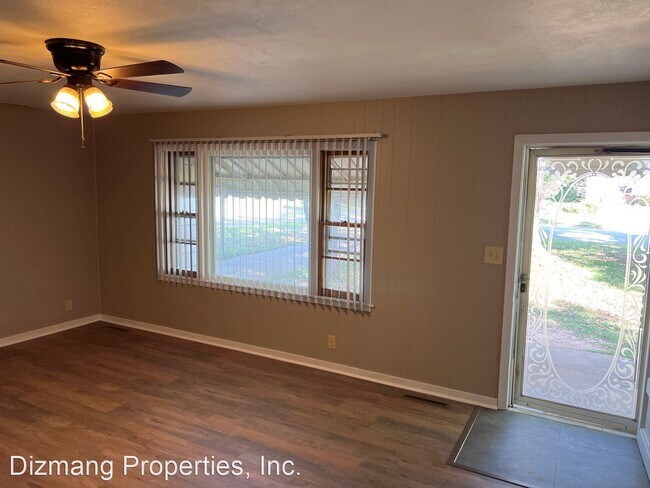 Building Photo - 3 br, 1 bath House - 427 S Monte Vista