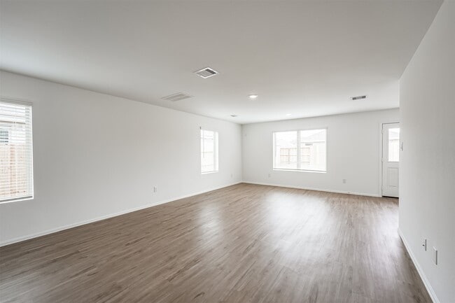 Building Photo - 4138 Zavala Ml St