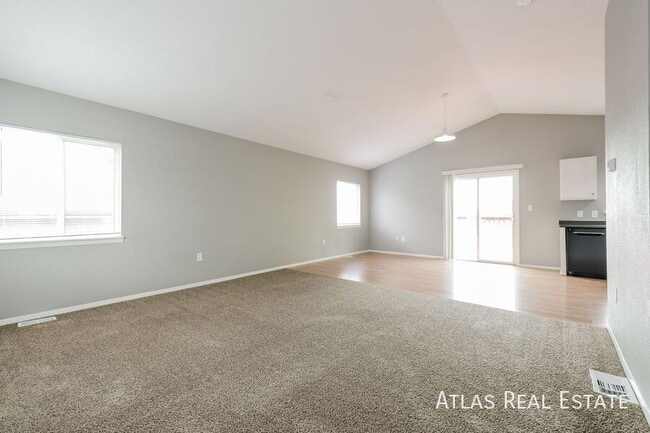 Building Photo - 14525 E 47th Dr