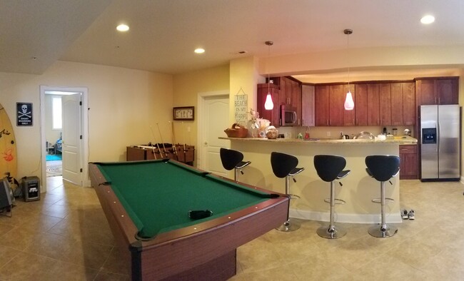Foto del edificio - 16114 Nursery Ln