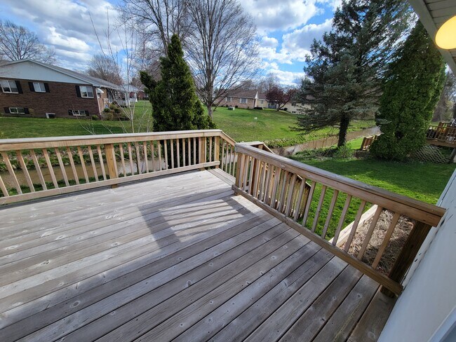 Building Photo - 5668 Roseworth Ct SE