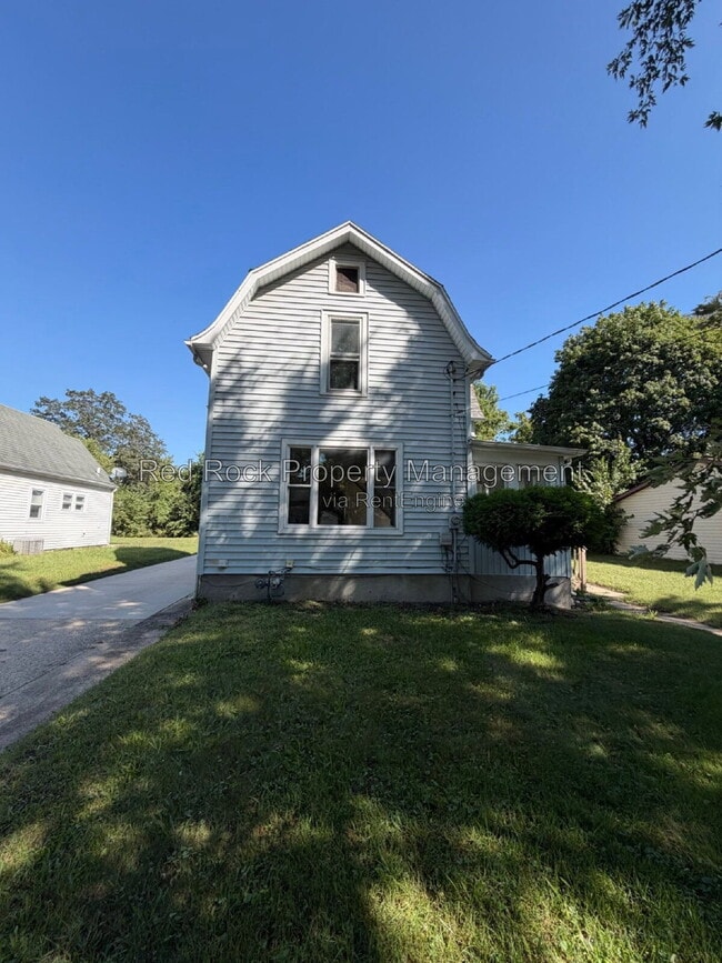 Building Photo - 1311 W Jackson St