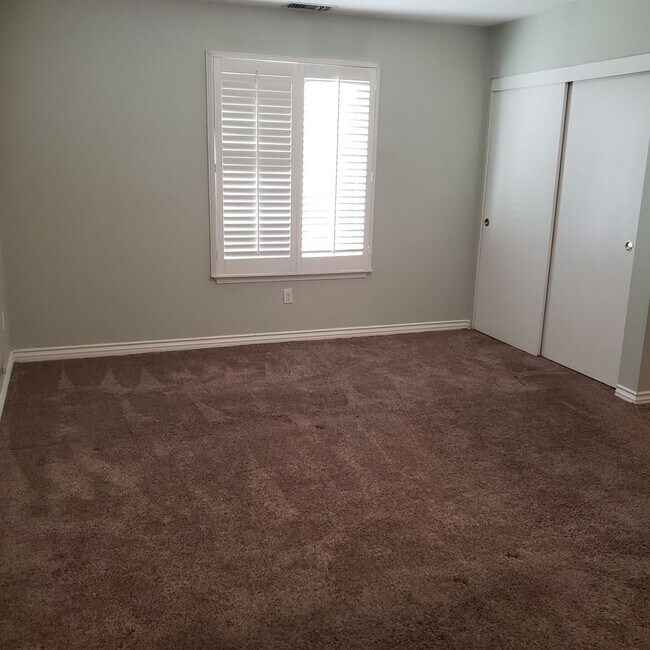 Foto del edificio - 5939 Petite Ct