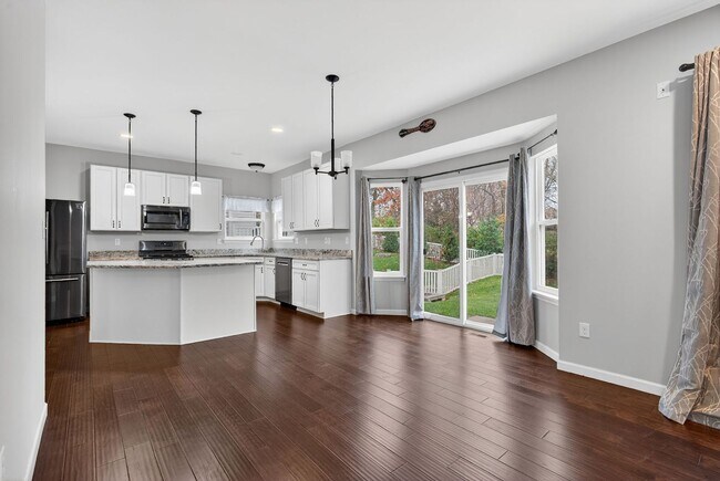 Building Photo - Beautiful 4-Bedroom Home with Modern Upgrades