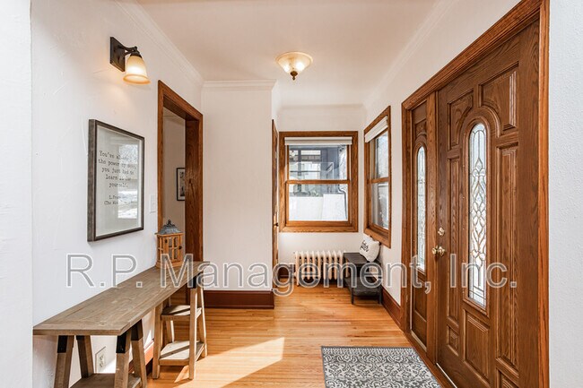Foto del edificio - 1629 Watson Ave