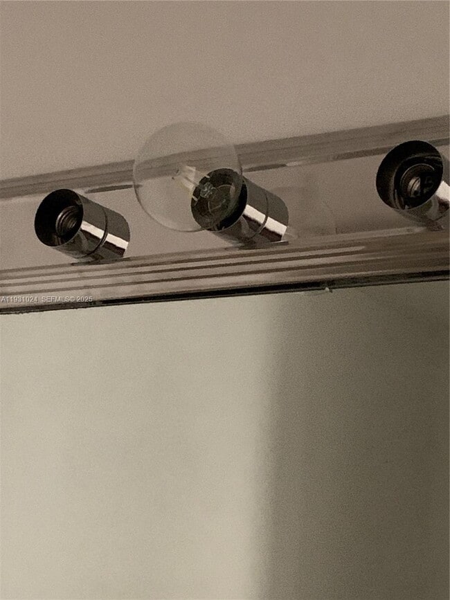 Foto del edificio - 3441 Torremolinos Ave