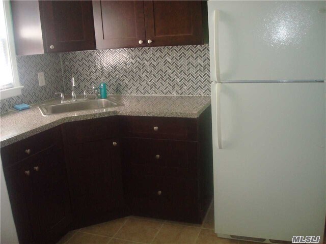 Foto del edificio - 114-30 116th St