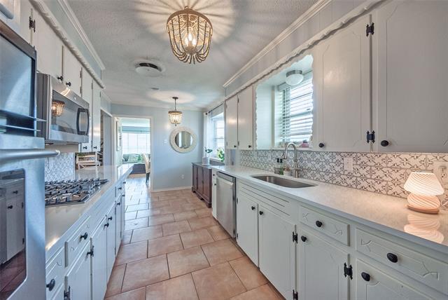 Foto del edificio - 5739 Banting Way