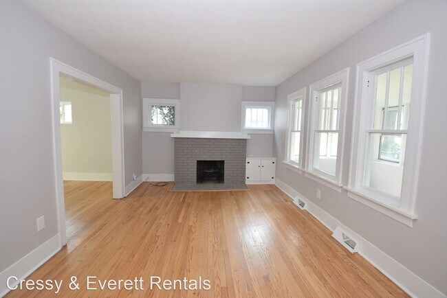 Building Photo - 3 br, 1.5 bath House - 409 Tonti St.