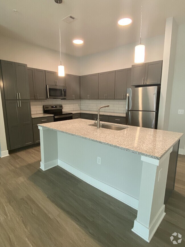 Springlake at Highlands Short Term Apartments for Rent