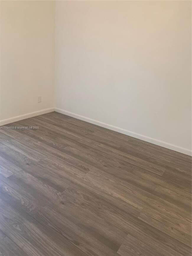 Building Photo - 8743 NW 39th St