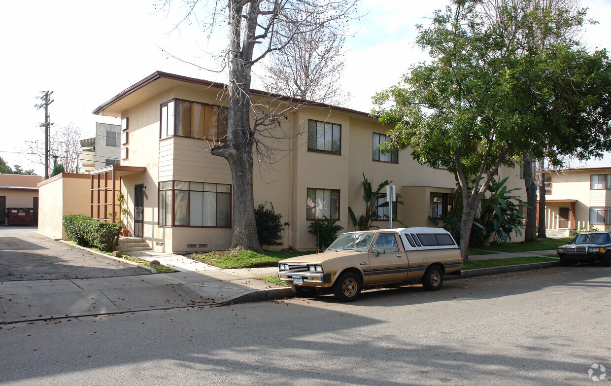 Primary Photo - 1380 Kent Pl