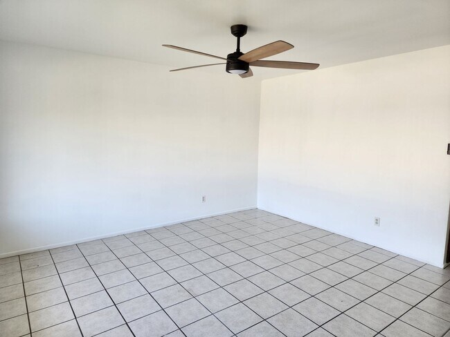 Building Photo - #1012-IP PHX, LLC