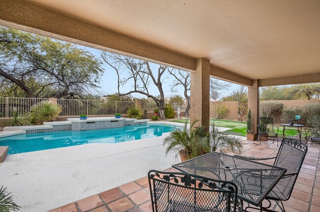 Foto del edificio - 4232 E Montgomery Rd