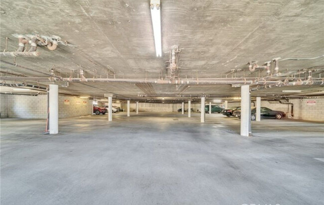 Building Photo - 9900 Jordan Ave