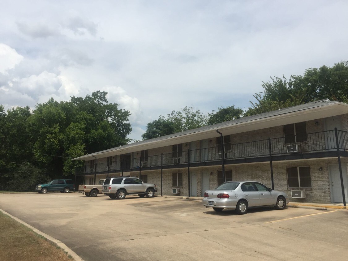 Foto principal - 1007 Cedar St