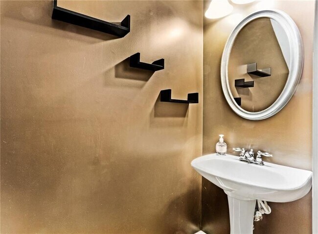 Foto del edificio - 9830 Murano View