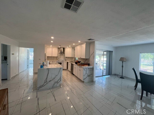 Foto del edificio - 33761 Leon Rd