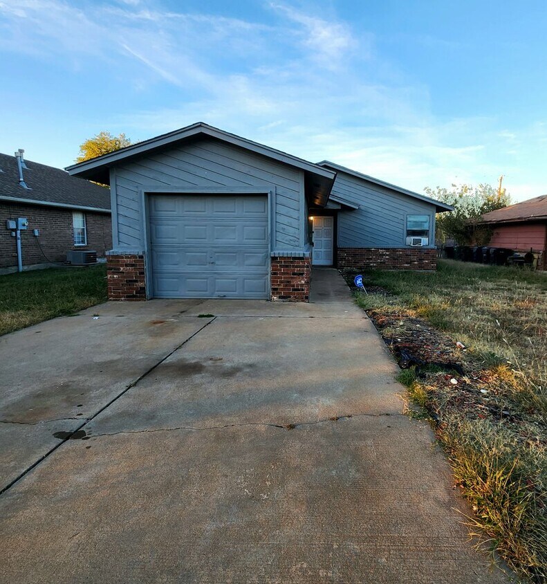 217 NW 121st St, Oklahoma City, OK 73114 House Rental in Oklahoma