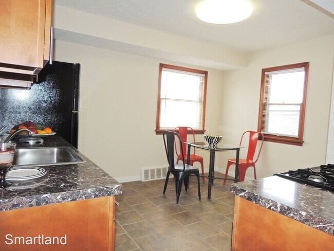 Building Photo - 3 br, 2 bath House - 21651 Ivan Avenue