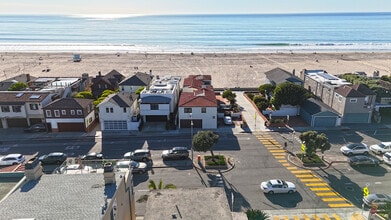 Building Photo - 2466 Hermosa Ave
