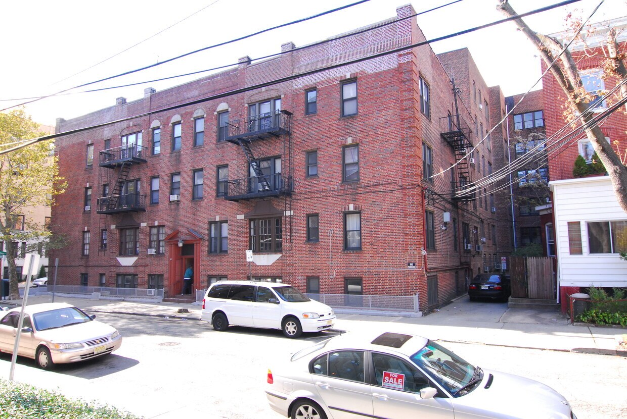 Foto del edificio - 332 Fairmount Ave