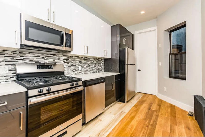 Photo - 510 Jackson Ave (The Bronx, NY)