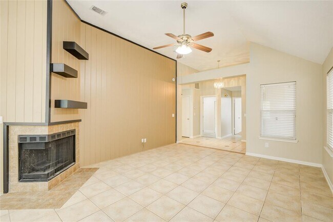 Building Photo - 5006 Westfield Village Dr
