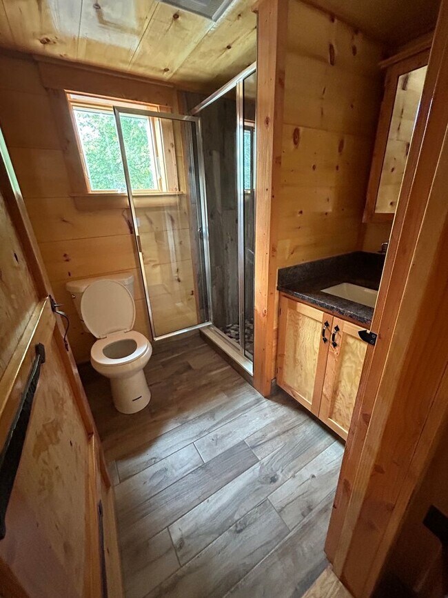 Foto del edificio - Brand New 1 Bedroom