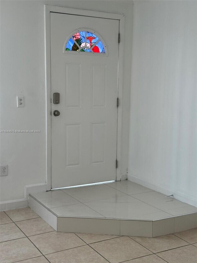 Foto principal - 2091 W 54th Terrace