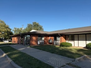 Building Photo - 500 S 3rd Ave