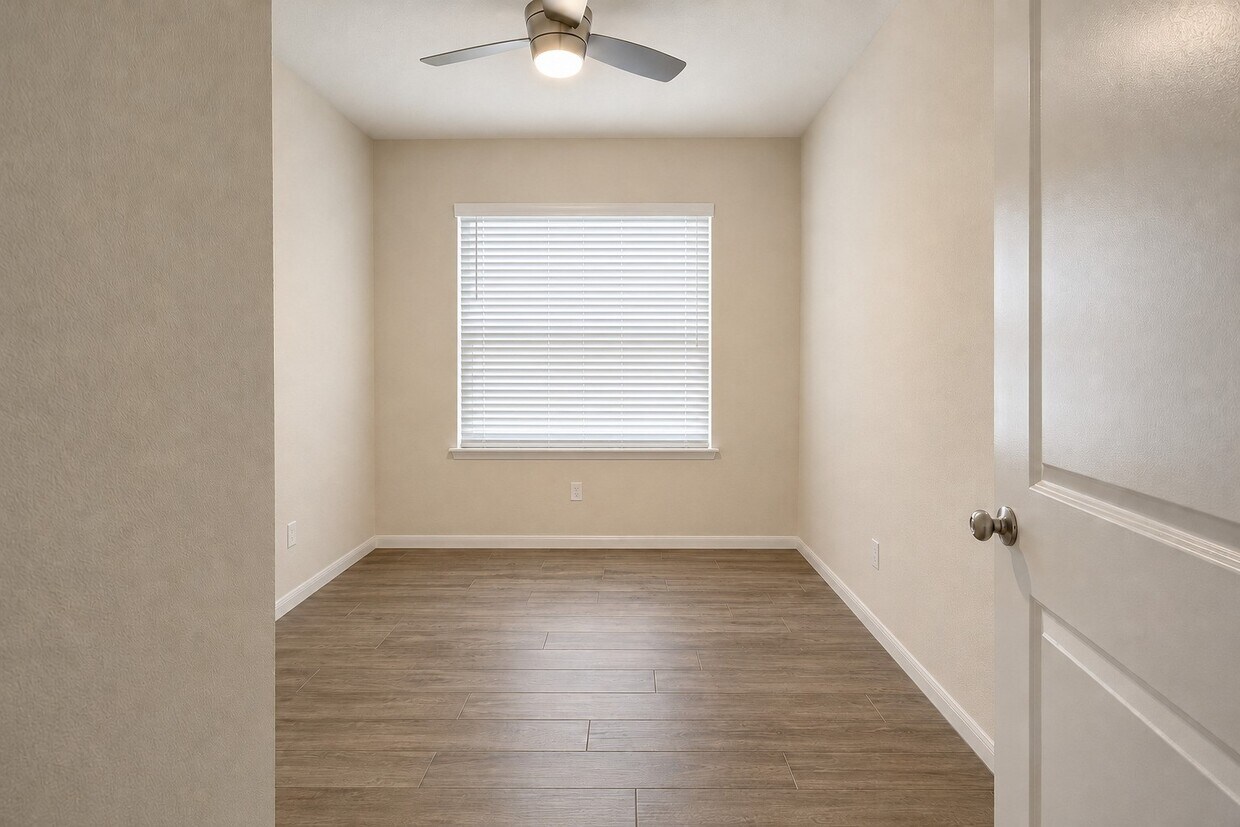 Foto del edificio - 5707 Harmony Bay Cir