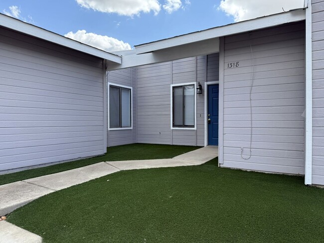 Photo - 1310Loughborough Apartment