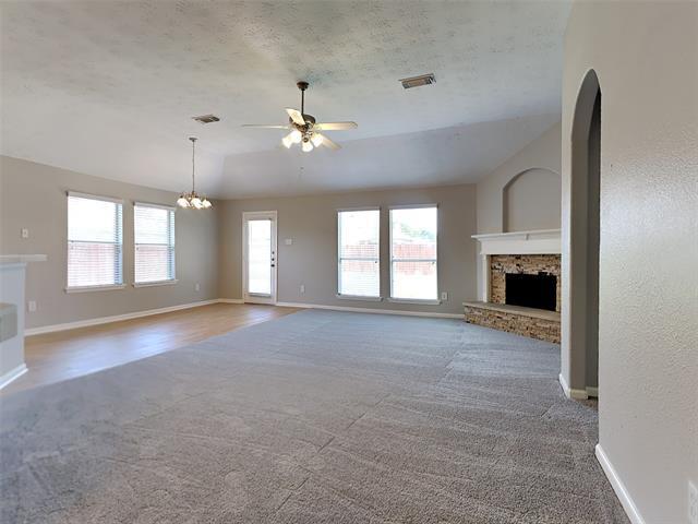 Foto del edificio - 21605 Anvil Ln