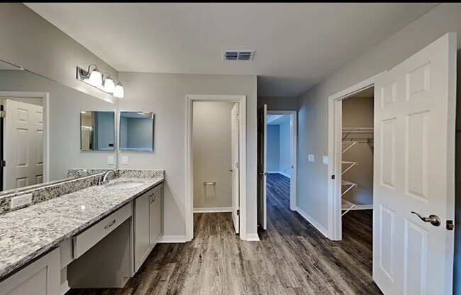 Building Photo - 6771 Mossy Oak Ln