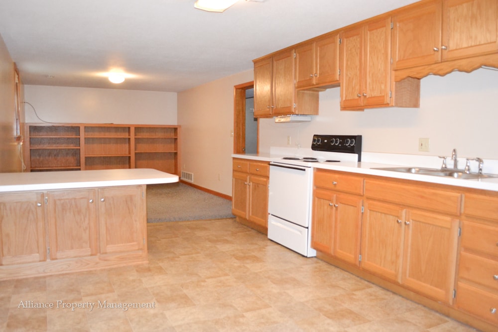 Moro St. 619 Apartment for Rent in Manhattan, KS