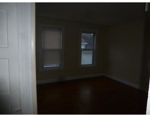 Building Photo - 630 Pleasant St