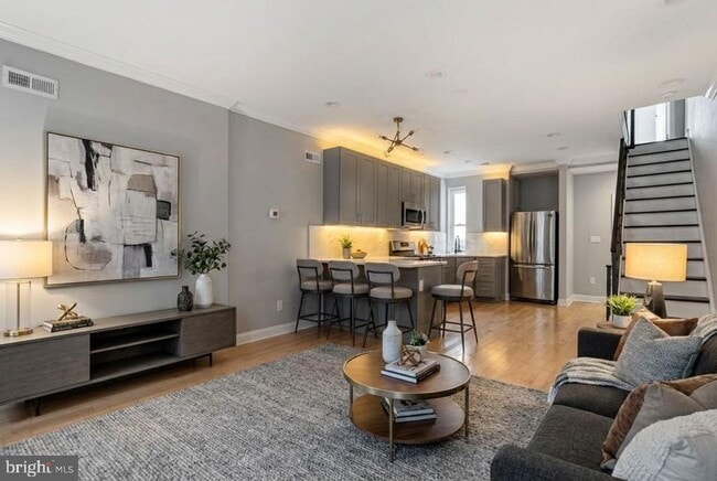 Building Photo - 2514 W Seybert St