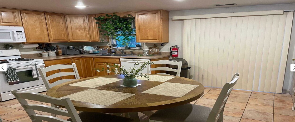 18 Chapel Ave, Merchantville, NJ 08109 Townhome Rentals in