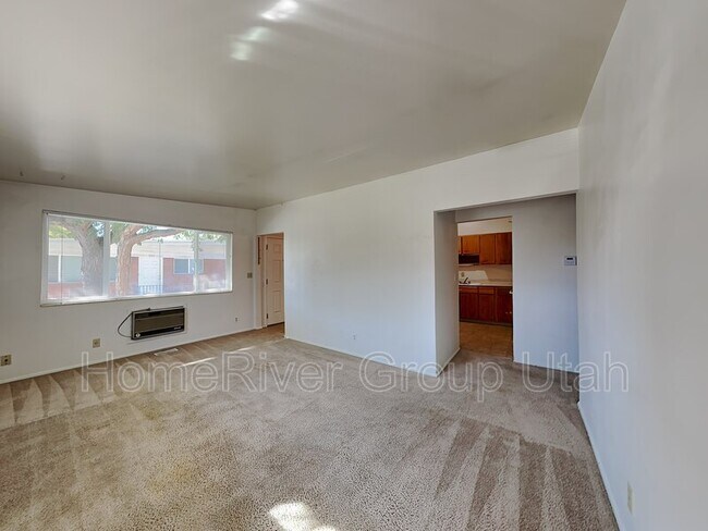 Foto del edificio - 1597 3970 S