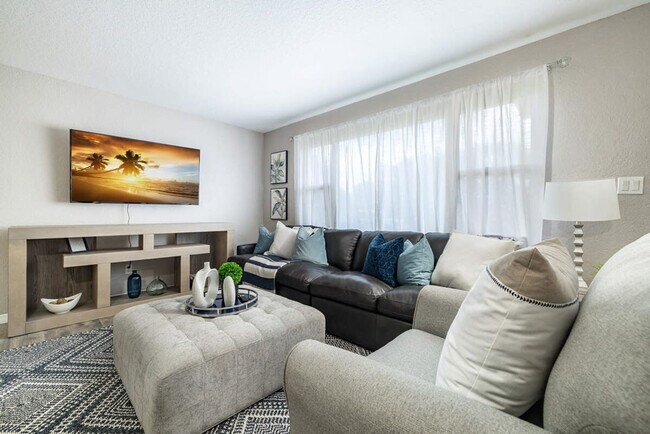 Foto del edificio - 2454 Whitman St