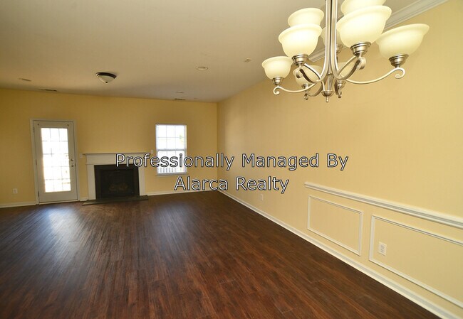 Building Photo - 8723 Lenox Pointe Dr