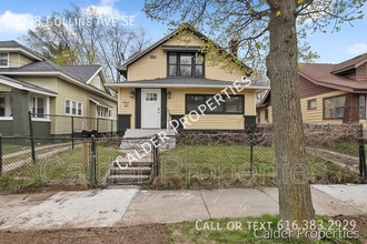 Building Photo - 1948 Collins Ave SE