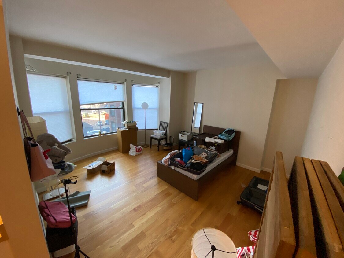 Foto principal - 636 Beacon St