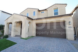Building Photo - 18312 N 65th Pl