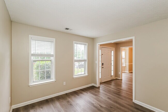 Foto del edificio - 4970 Promenade Dr SW