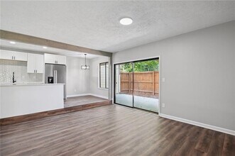 Building Photo - 3193 Nectarine Cir
