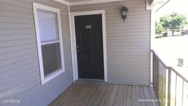 Building Photo - 1754 River Rd