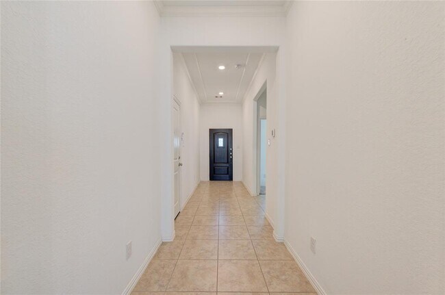 Building Photo - 9010 Emerald Cane Dr